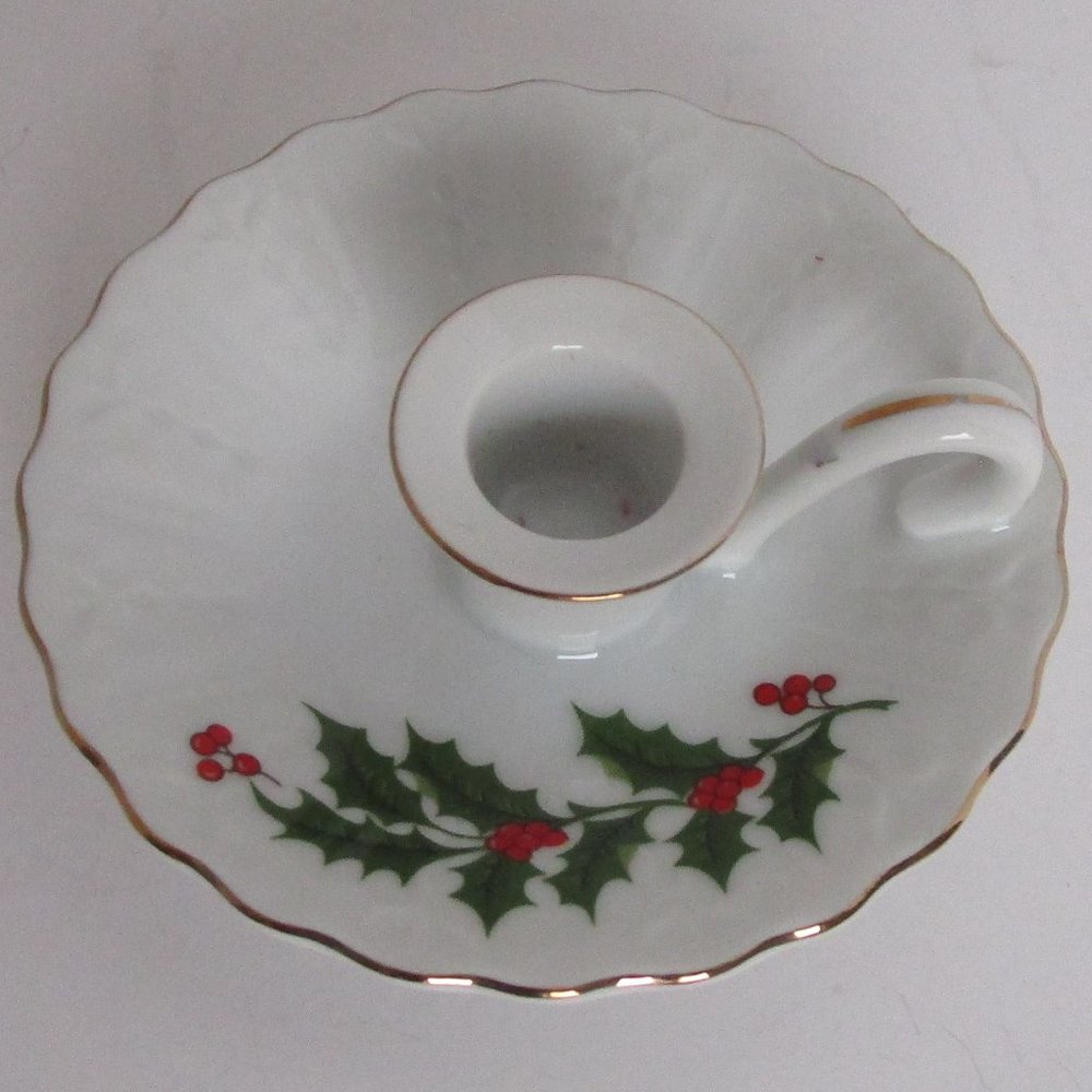 Christmas candle carrier
